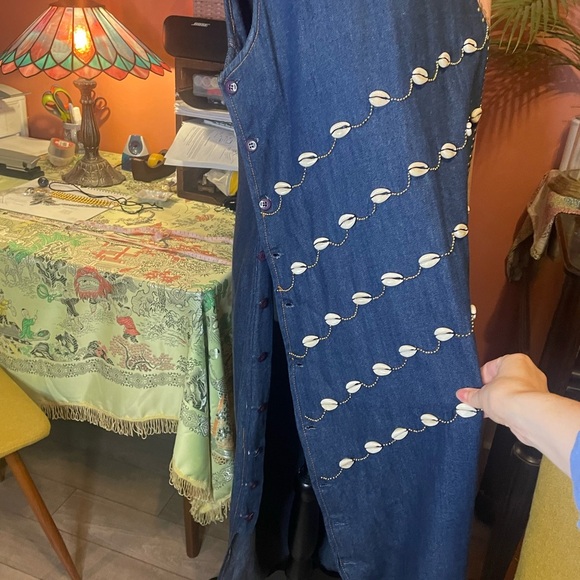 AMAZING vintage 70s 80s Molato denim dress with shell and abstract female face - Picture 2 of 8